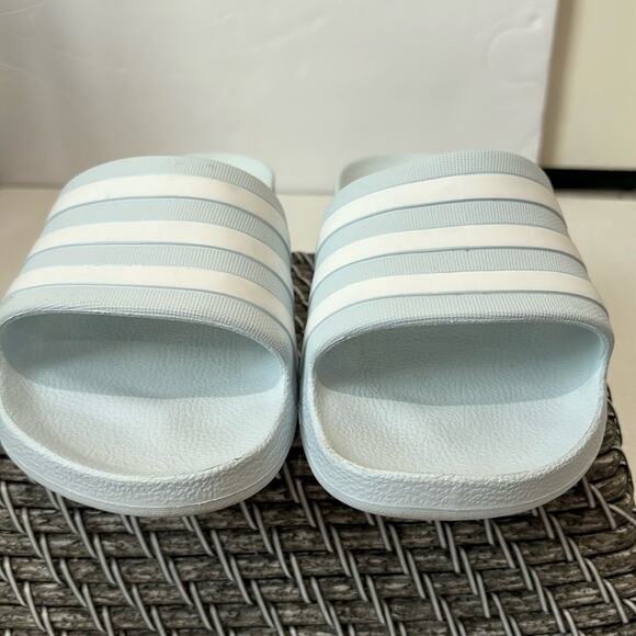 Adidas Adilette Aqua Slides Women's Size 7 LIKE NEW! - Picture 2 of 8